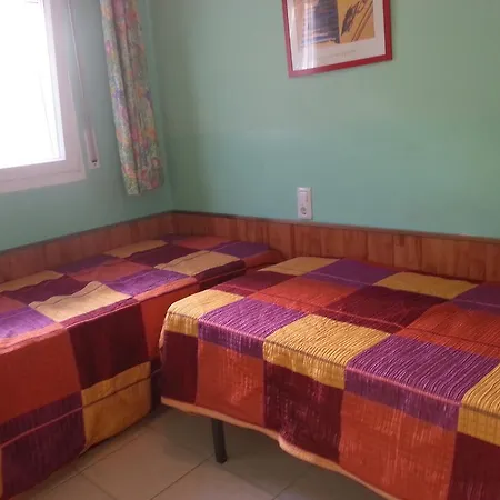 Apartment Tornado Empuriabrava